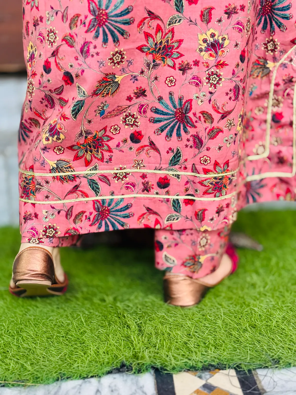3 pc Embroidery Lawn Fabric 3