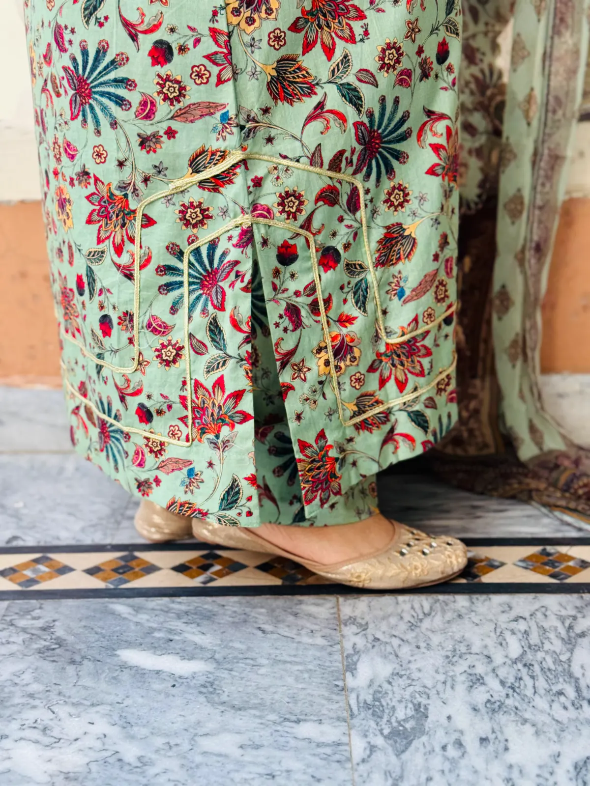 3 pc Embroidery Lawn Fabric 2
