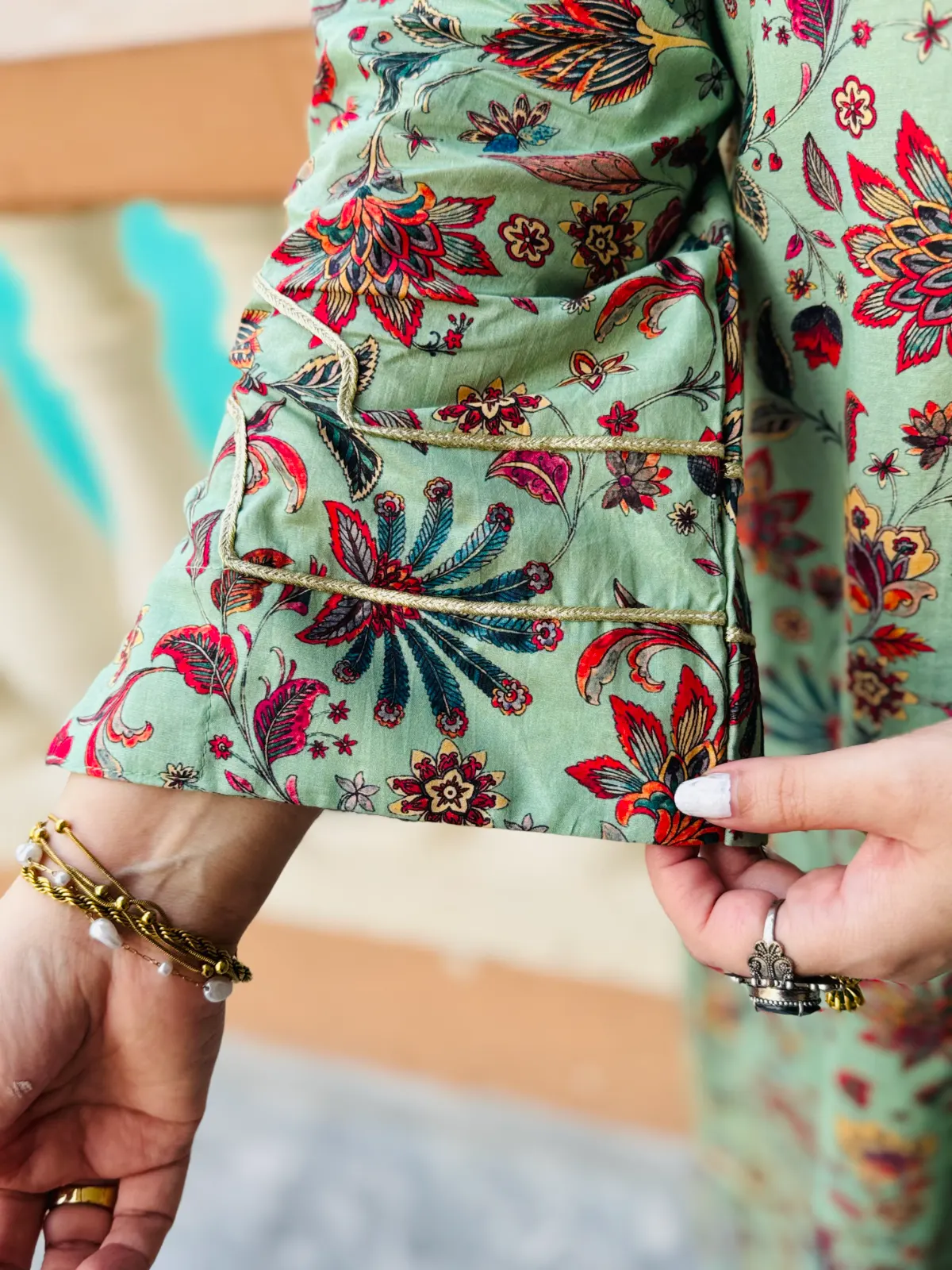 3 pc Embroidery Lawn Fabric 3