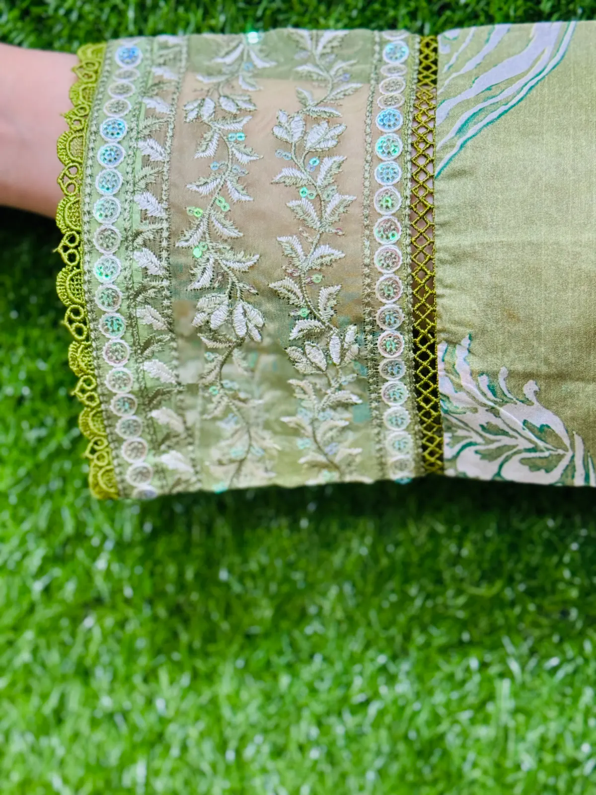 3 PC Embroidery Lawn Fabric 2