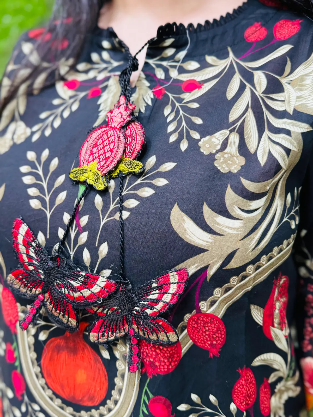 3 pc Embroidery Lawn Fabric 2