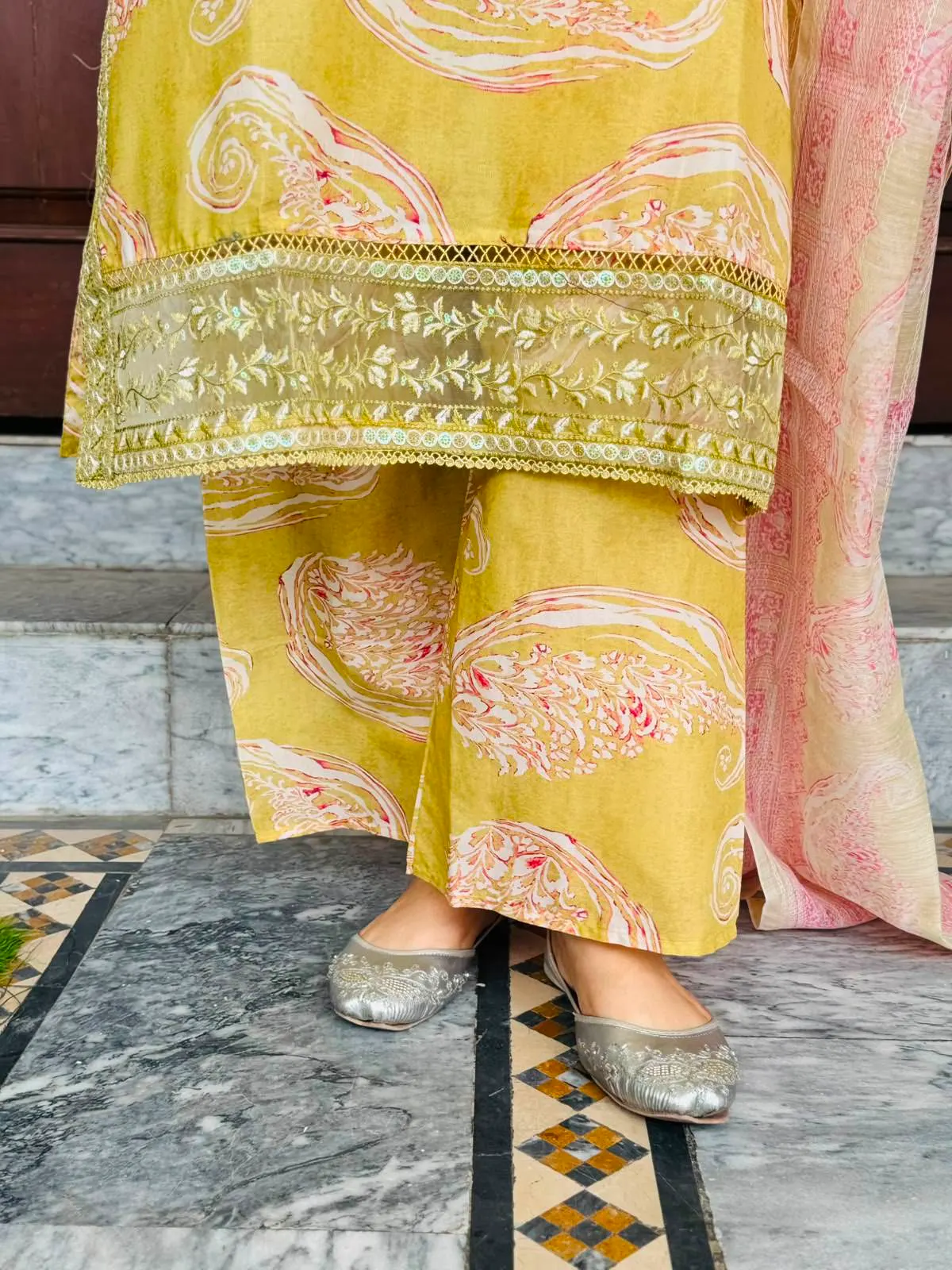3 pc Embroidery Lawn Fabric 2