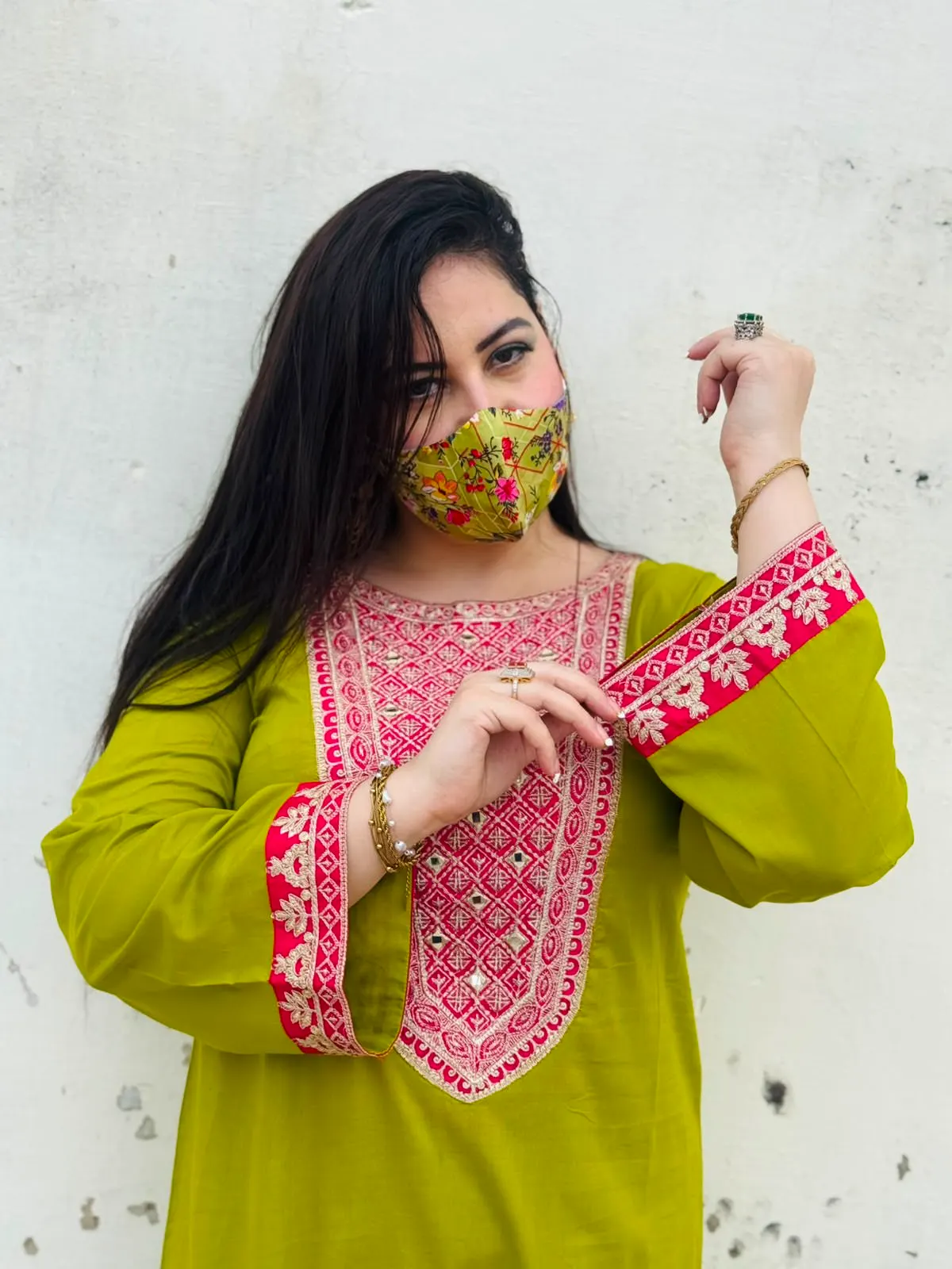 2 pc Embroidery Lawn Fabric 3