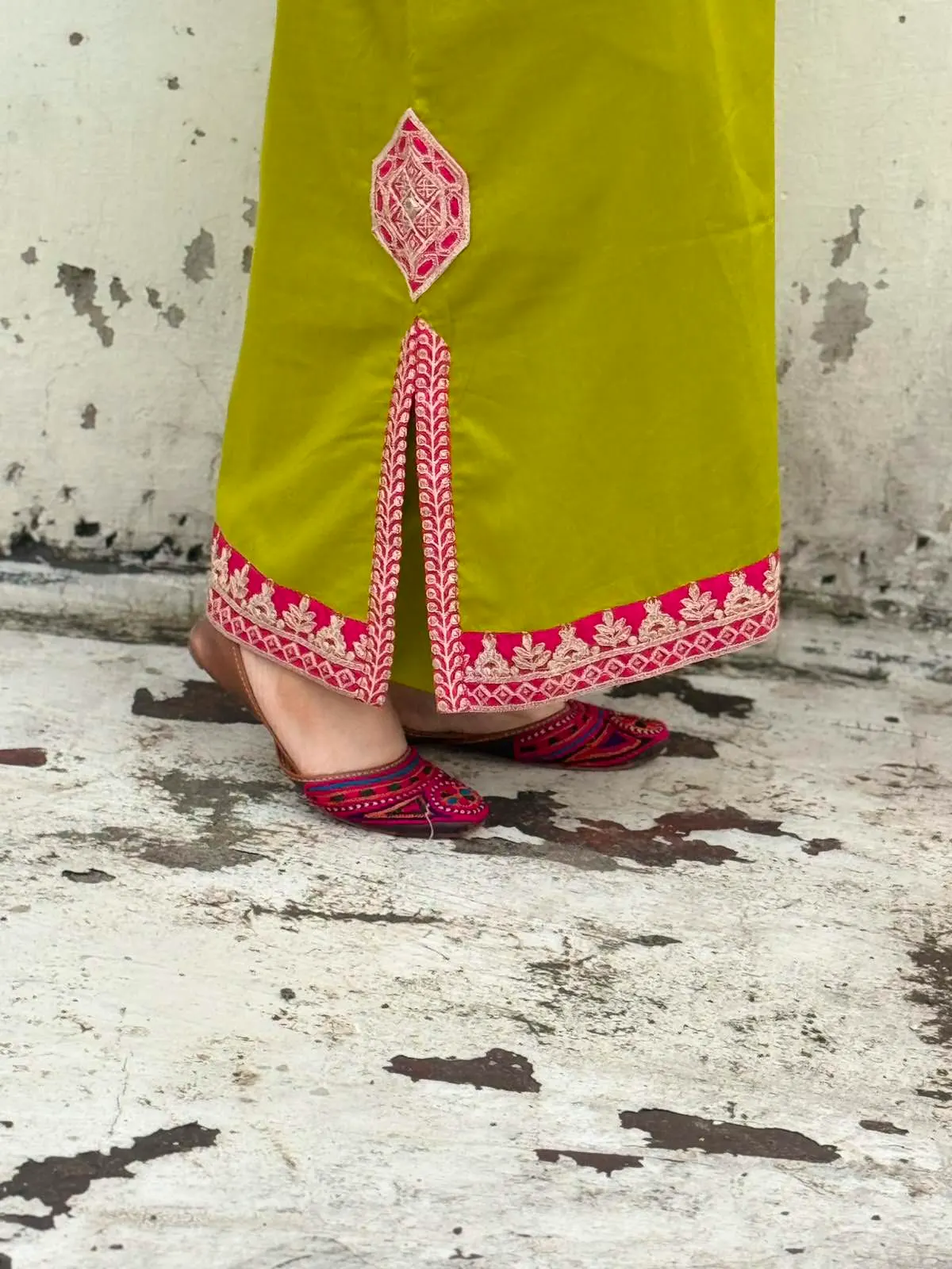 2 pc Embroidery Lawn Fabric 4