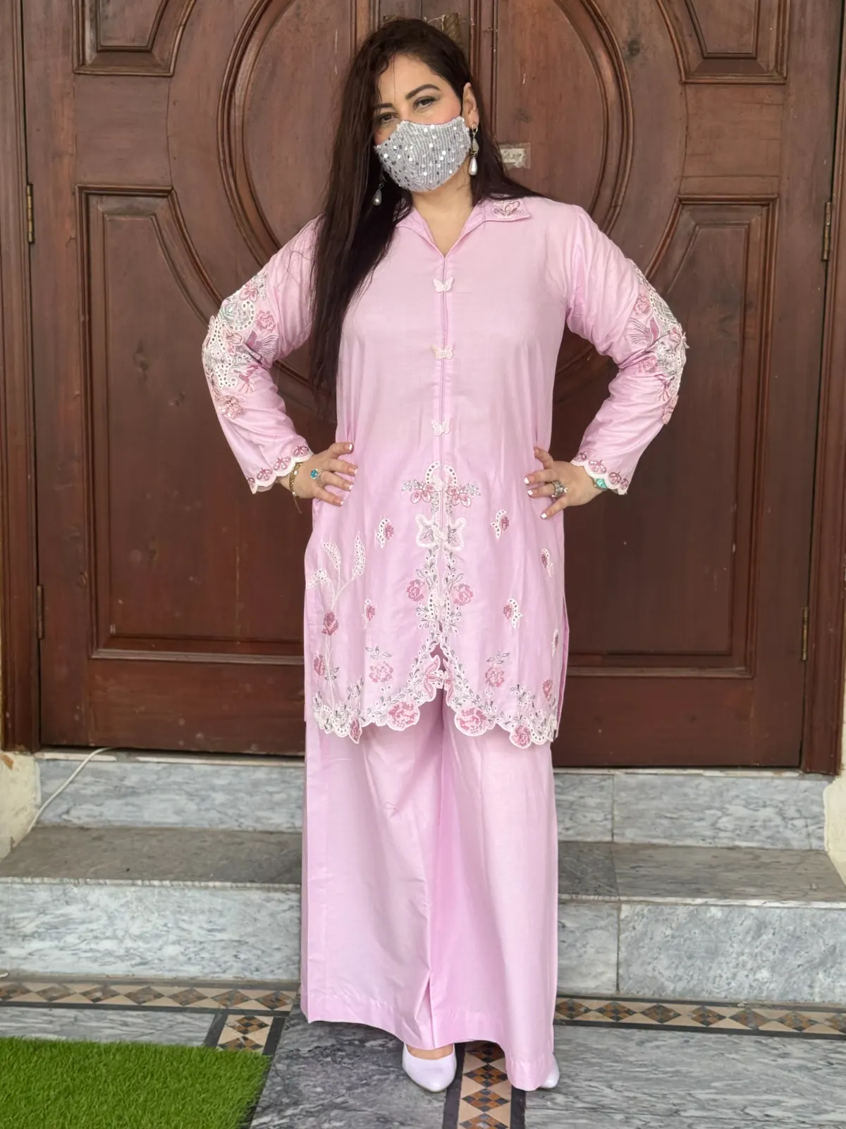 2 pc Embroidered Lawn Fabric