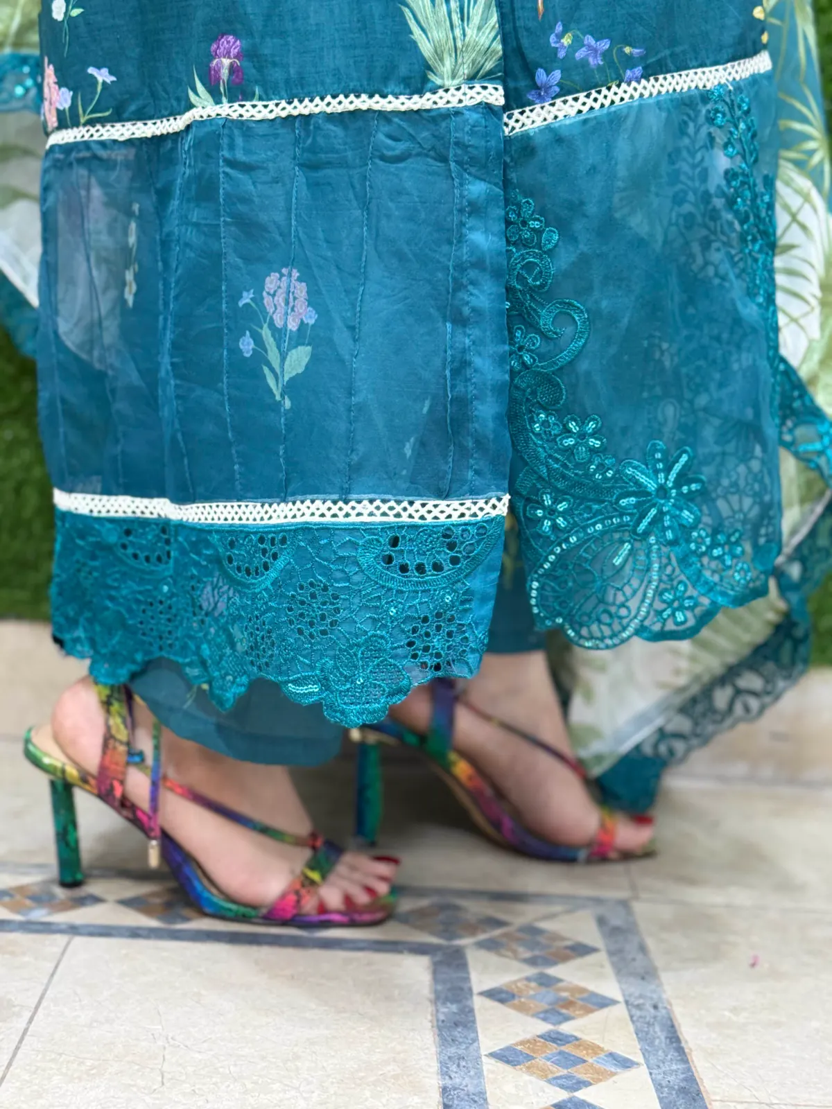 3 pc Embroidery Lawn Fabric 3