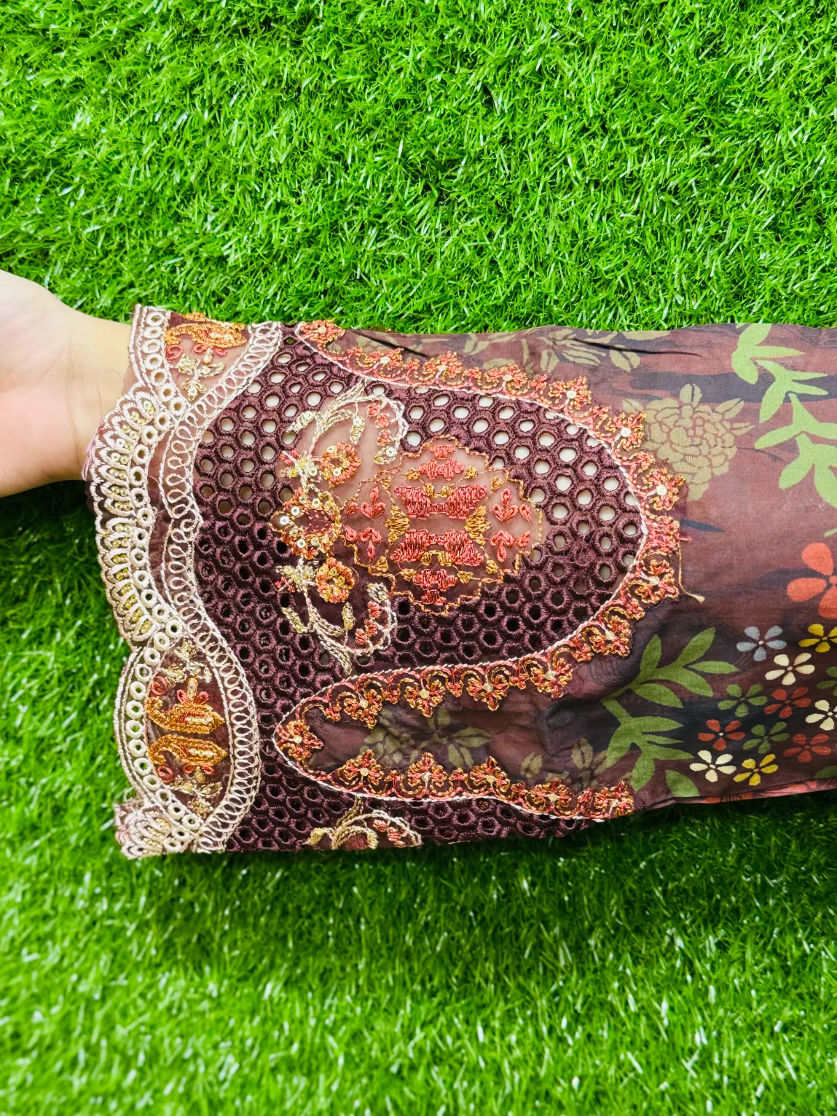 3 pc Embroidery Lawn Fabric 3