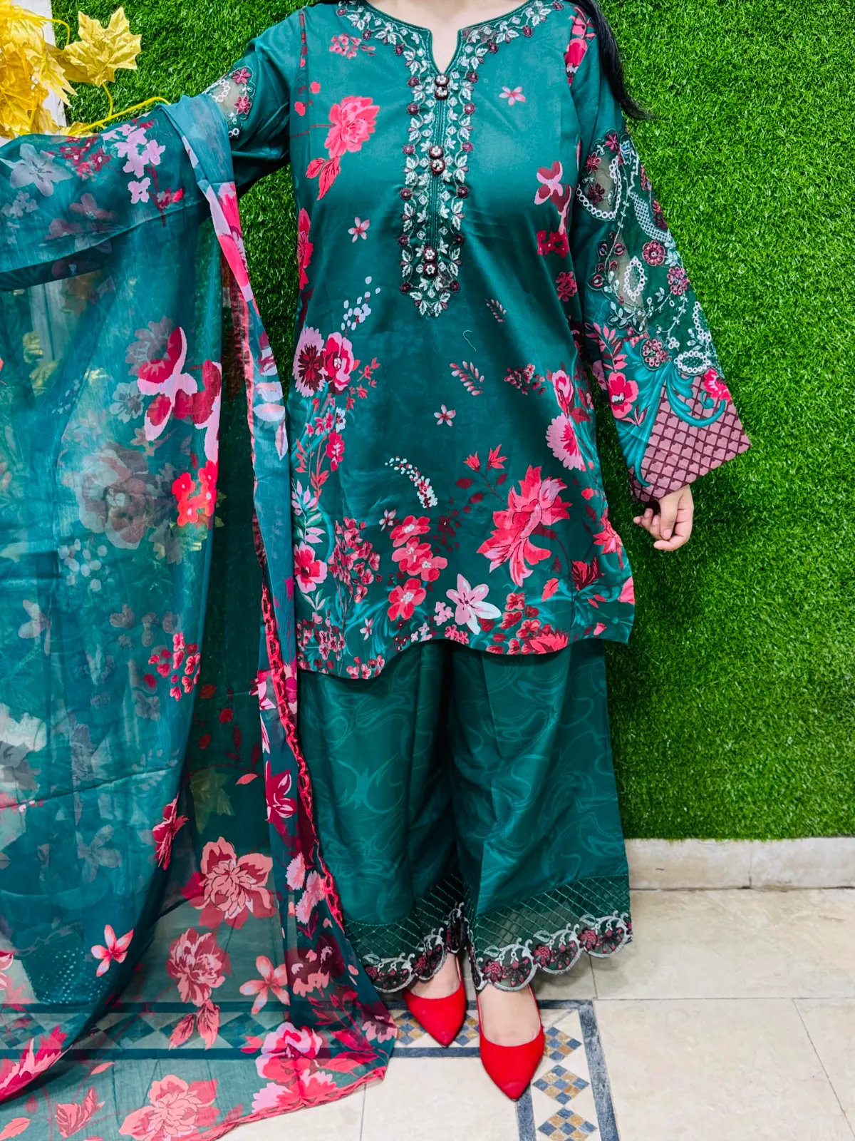 3 pc Embroidery Lawn Fabric