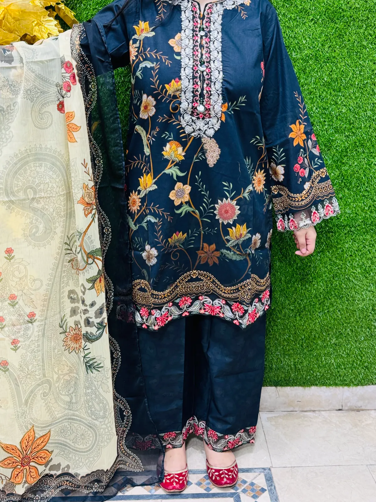 3 pc Embroidery Lawn Fabric