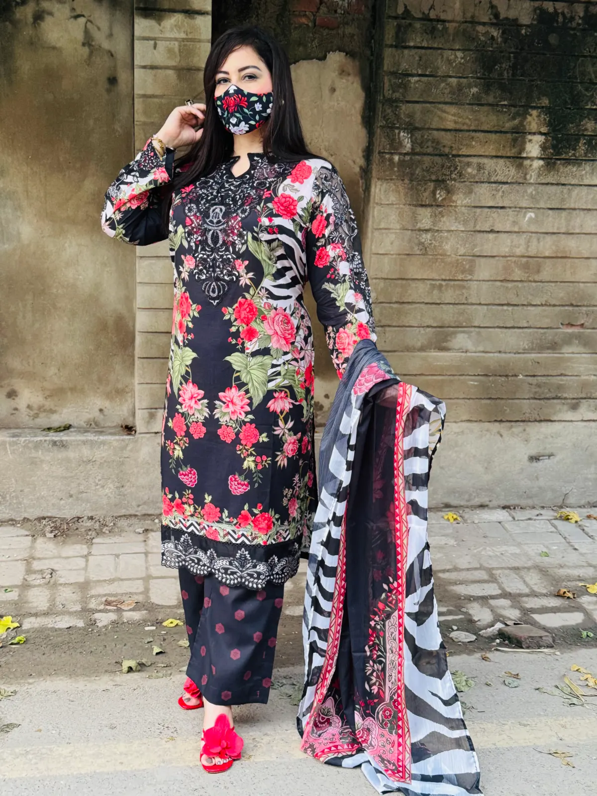 3 pc Embroidery Lawn Fabric