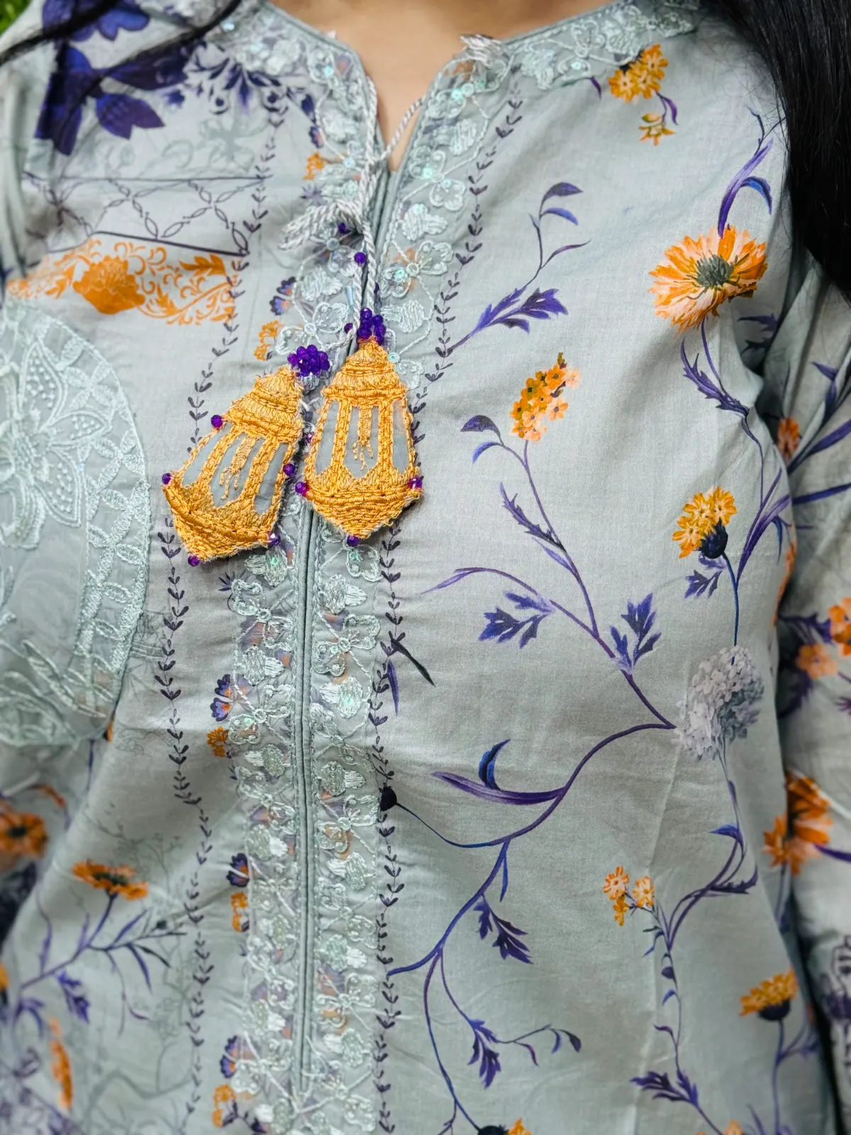 3 pc Embroidery Lawn Fabric 3