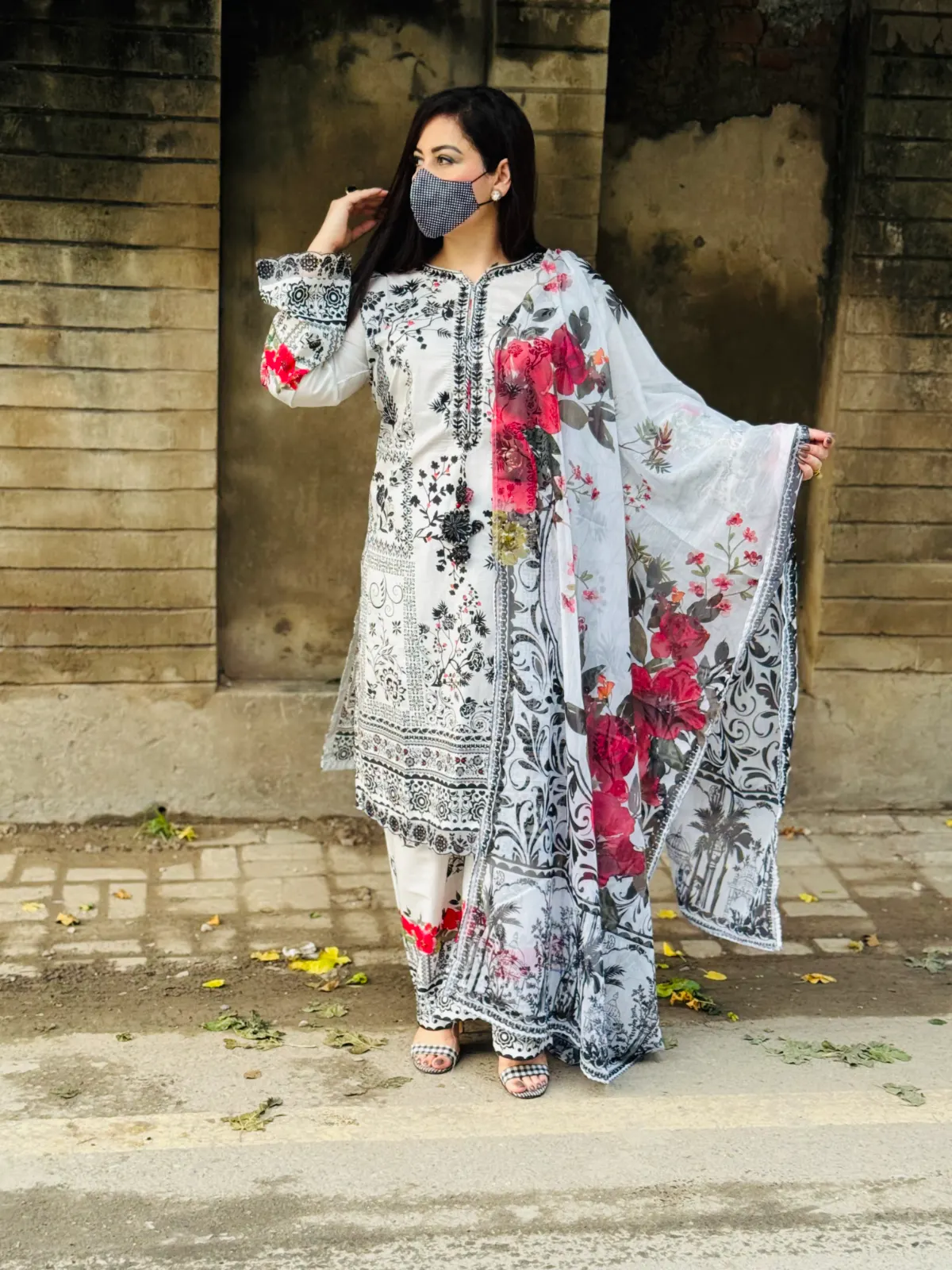 3 pc Embroidery Lawn Fabric