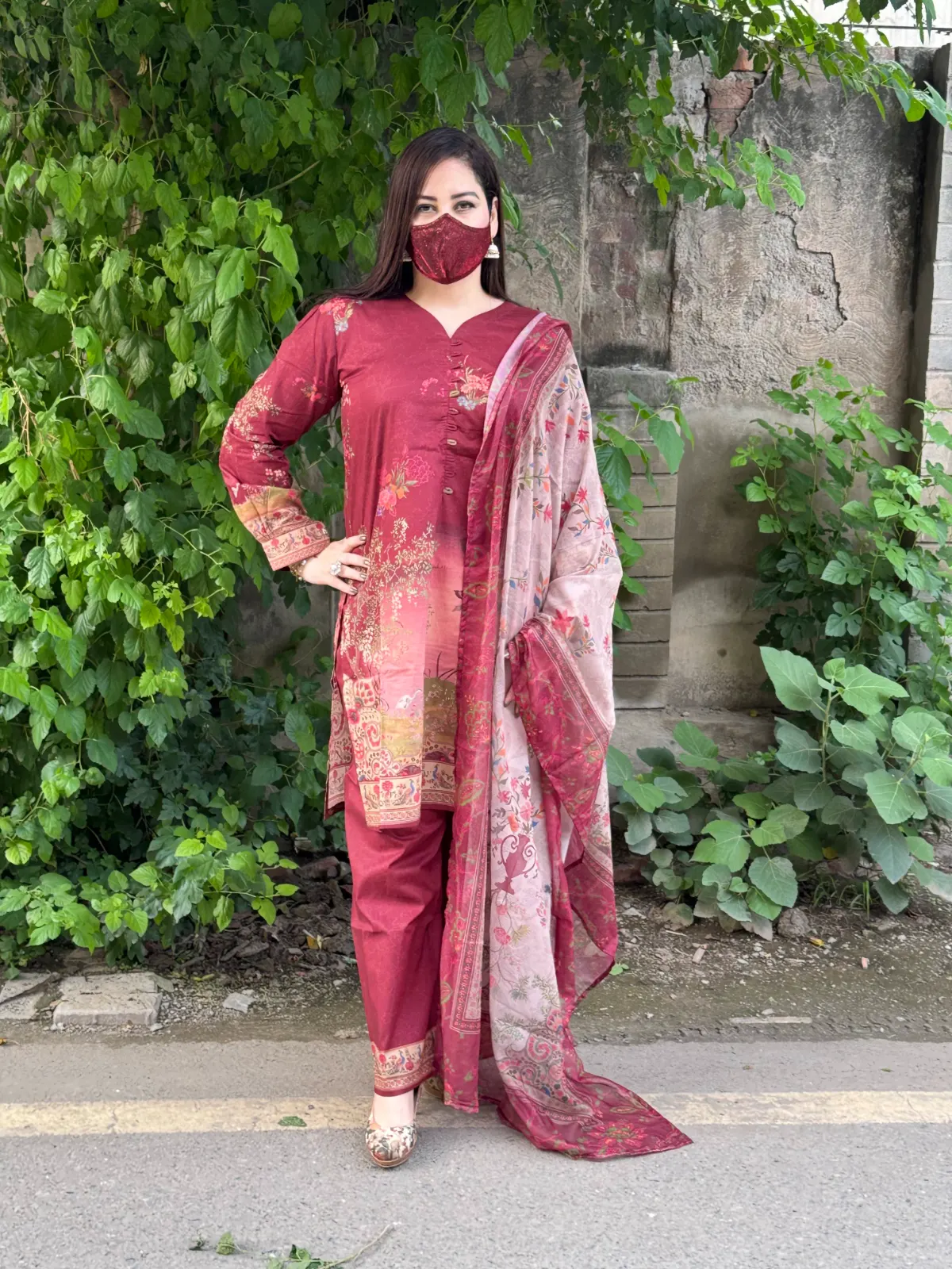 3 pc Printed Lawn Fabric 3