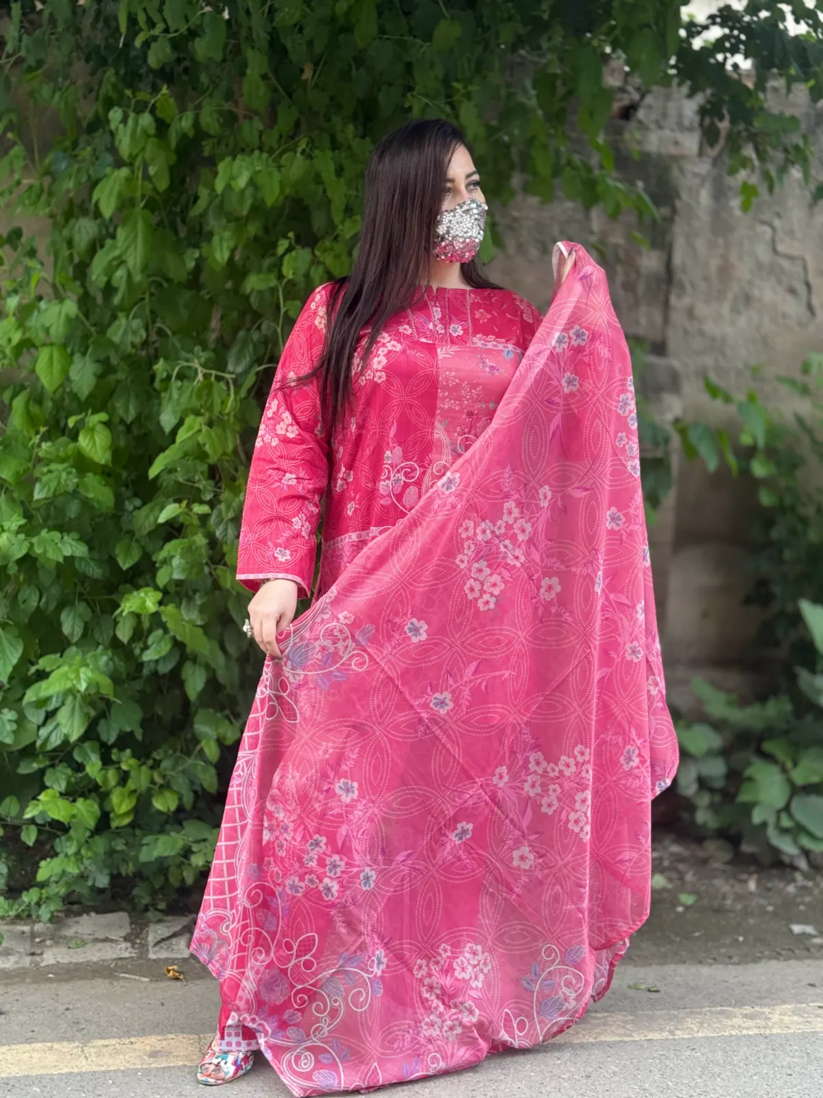 3 pc Printed Lawn Fabric 2