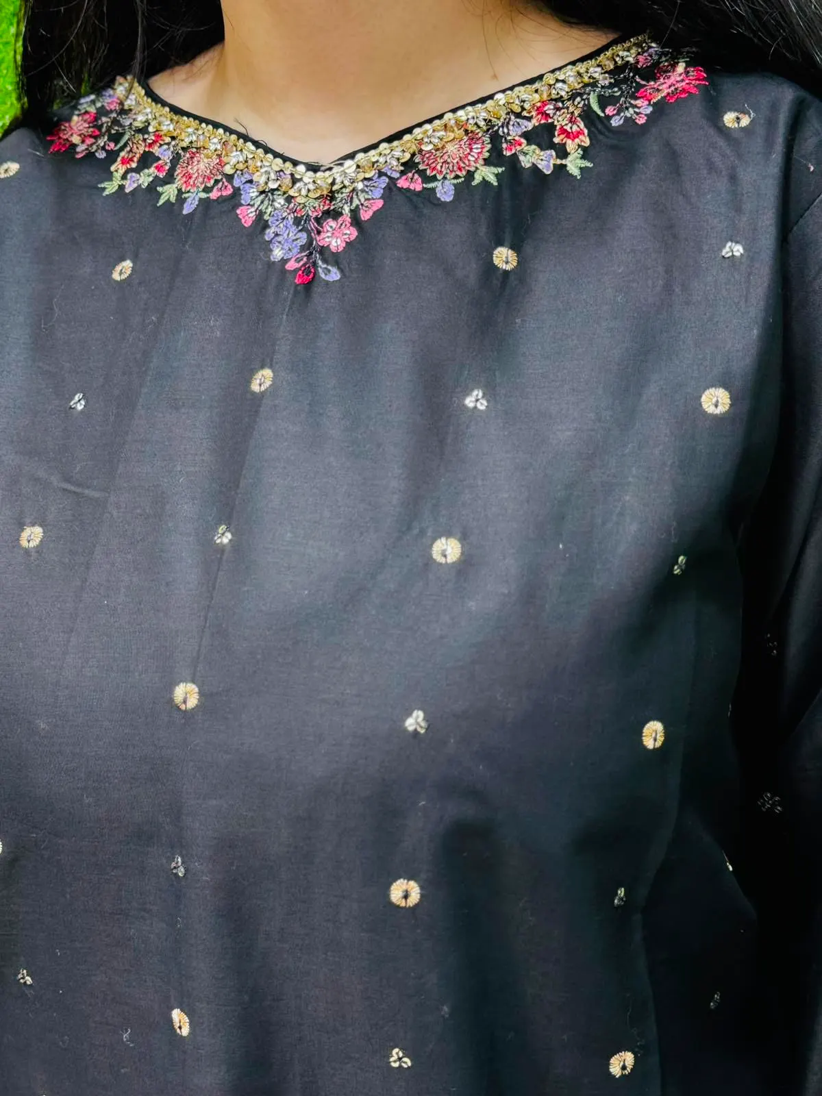 3 pc Embroidery Lawn Fabric 2