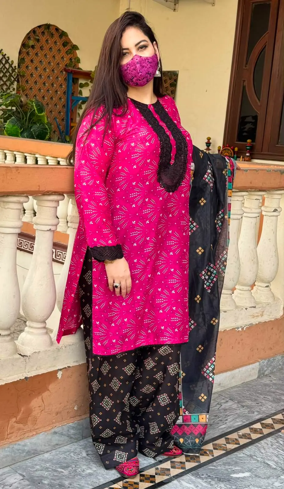 3 pc Embroidery Lawn Fabric 2