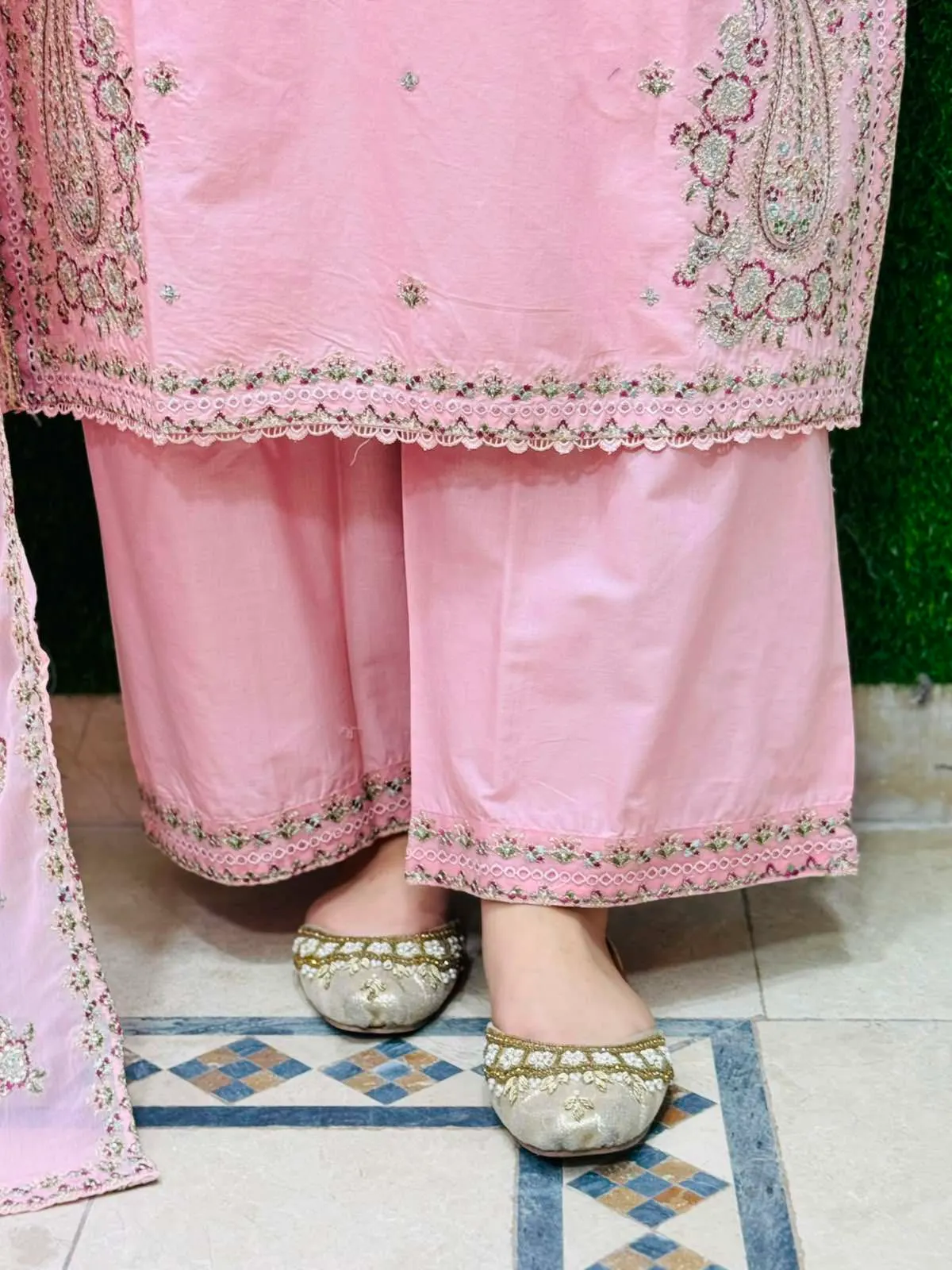 3 pc Embroidery Lawn Fabric 4