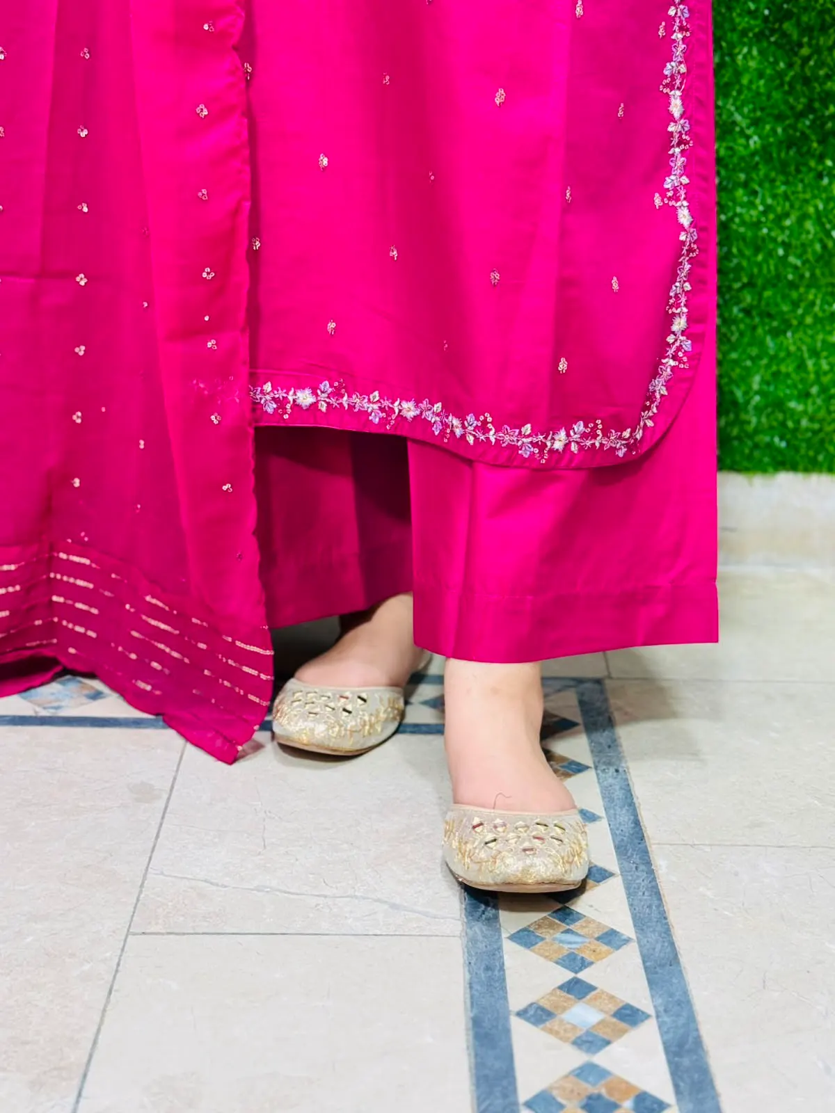 3 pc Embroidery Lawn Fabric 3