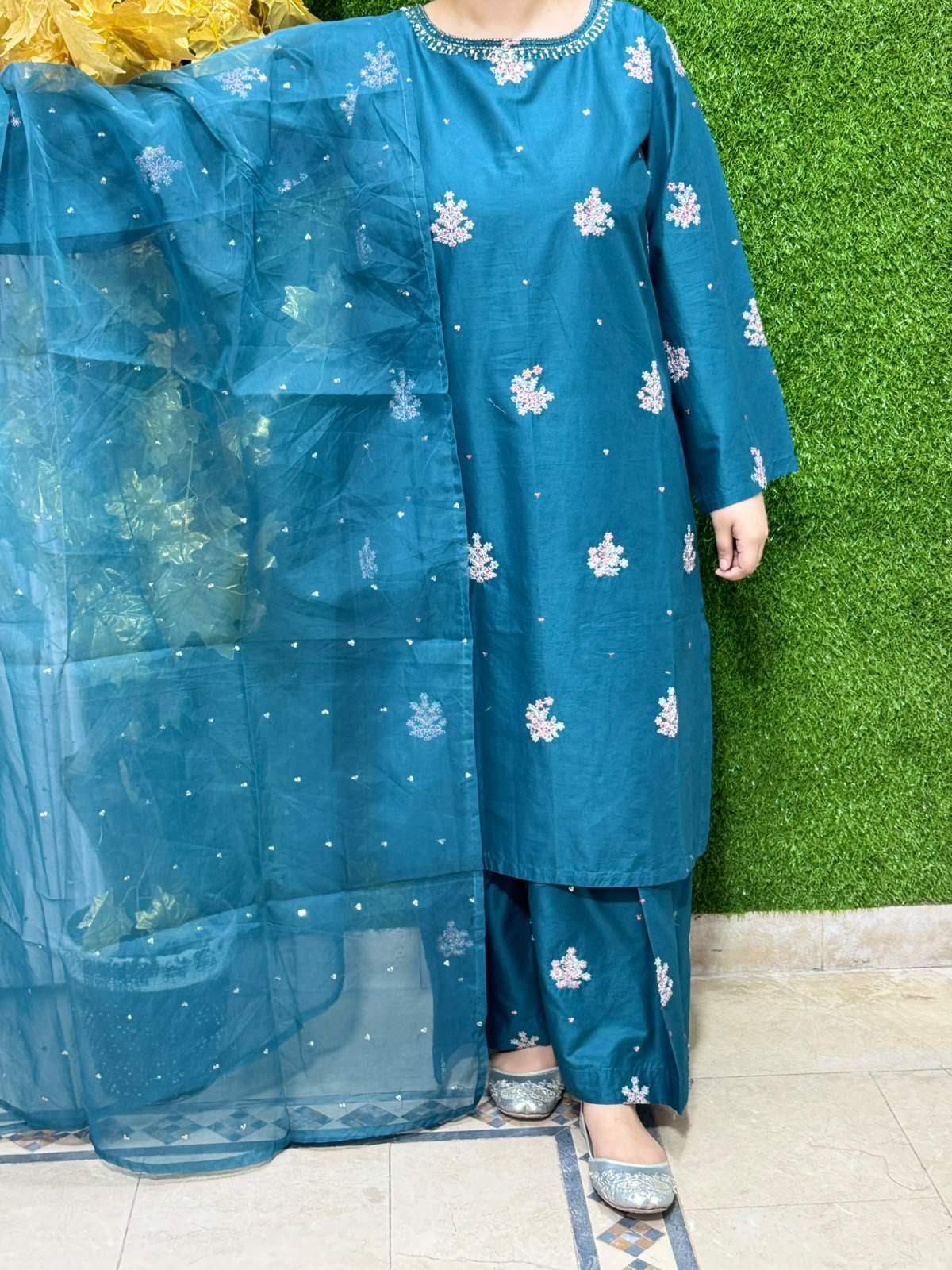 3 pc Embroidery Lawn Fabric