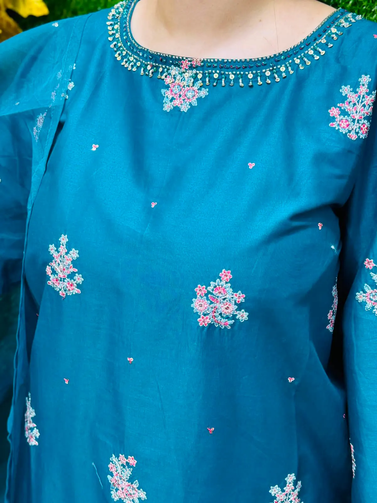 3 pc Embroidery Lawn Fabric 3