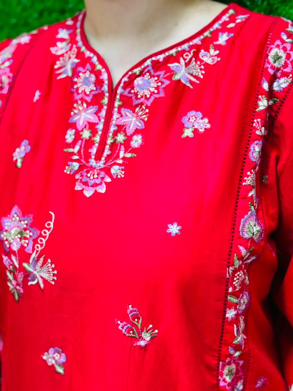 3 pc Embroidery Lawn Fabric 3