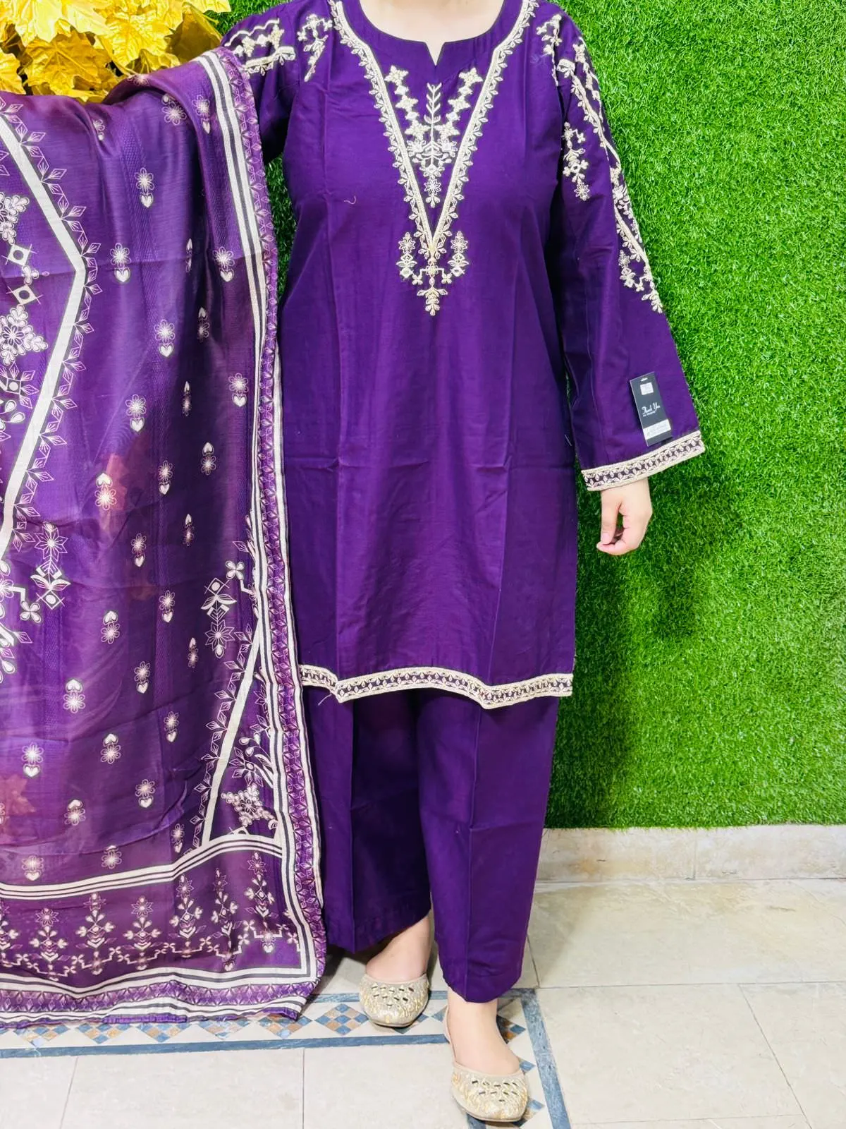 3 pc Embroidery Lawn Fabric