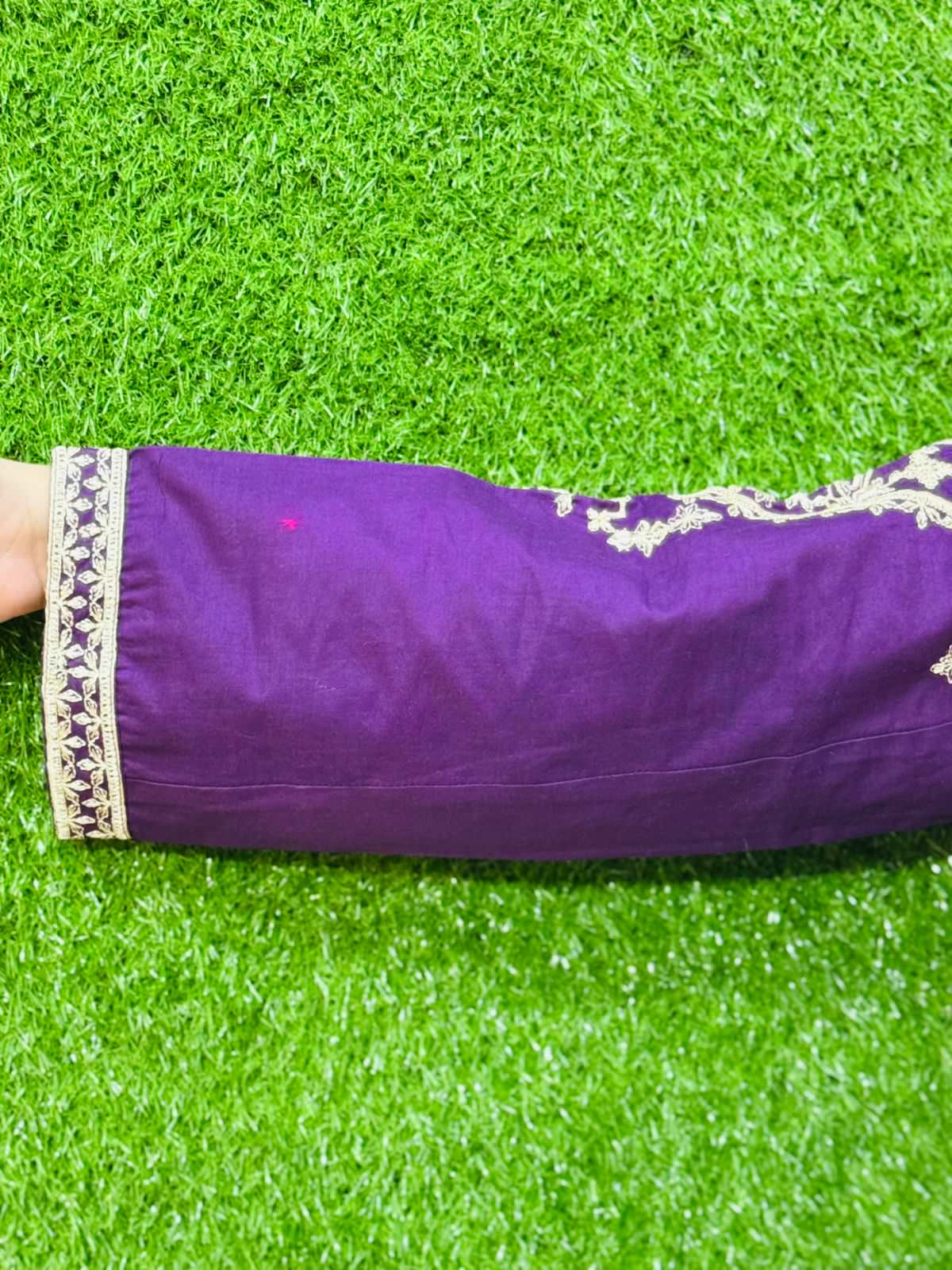 3 pc Embroidery Lawn Fabric 3