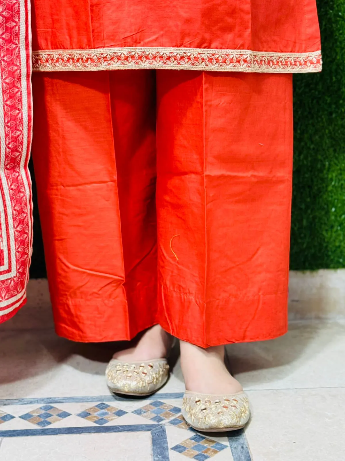 3 pc Embroidery Lawn Fabric 2